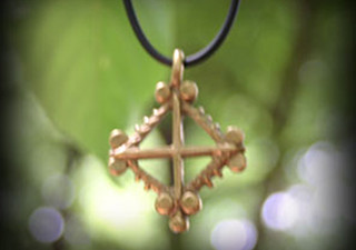 幸運を呼び寄せるレグバ（オーダーメードペンダント）